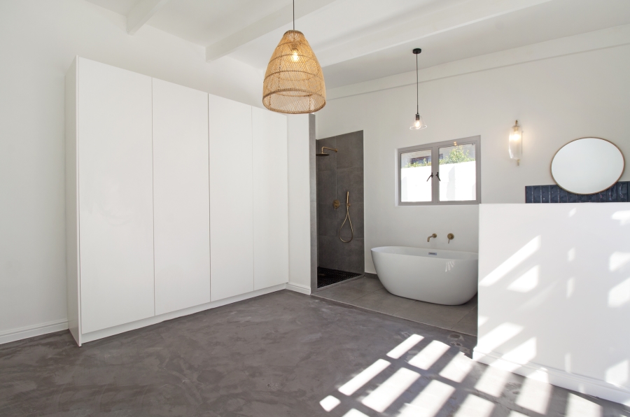 3 Bedroom Property for Sale in Milkwood Park Western Cape